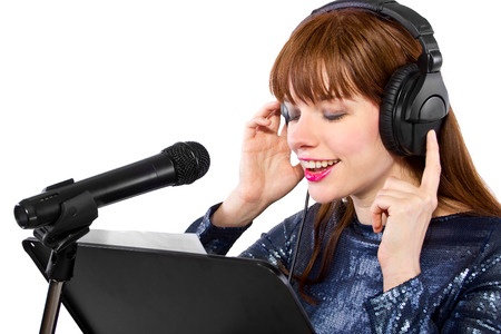 The Benefits of Using Professional Voice Talent
